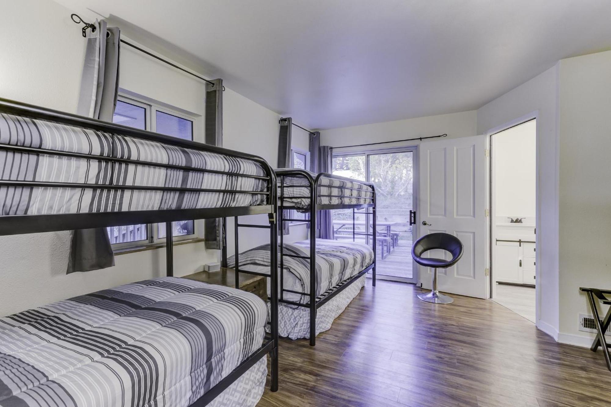 グアララ Hilton Houseヴィラ エクステリア 写真